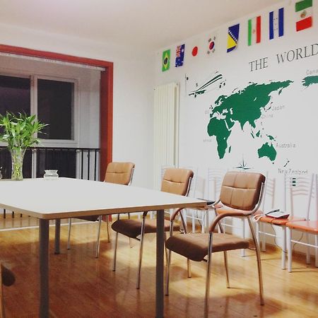 798 International Youth Hostel Цзинань Экстерьер фото